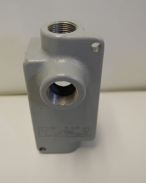 CONDULET SERIE RECTANGULAR TIPO  FSCA  DE 19MM. ( 3/4 ), MCA. CHD.