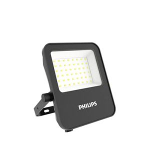 A Reflector Essential LED de 10W con flujo luminoso de 1000 lm, CCT 3000K, 120-277V~ Curva SWB Simétrica amplia